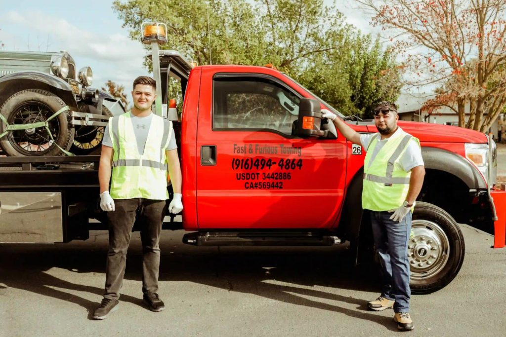Mechanic with tow truck near me Sacramento