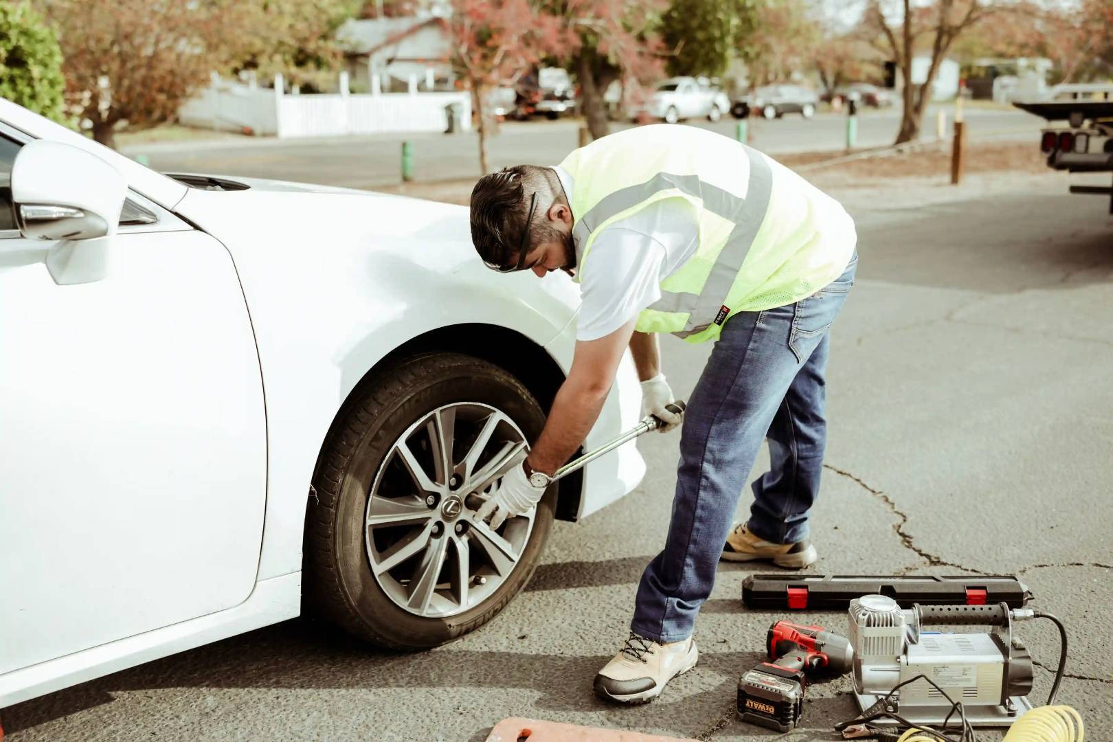 Fix a Flat Near Me  Roadside Assistance Flat Tire